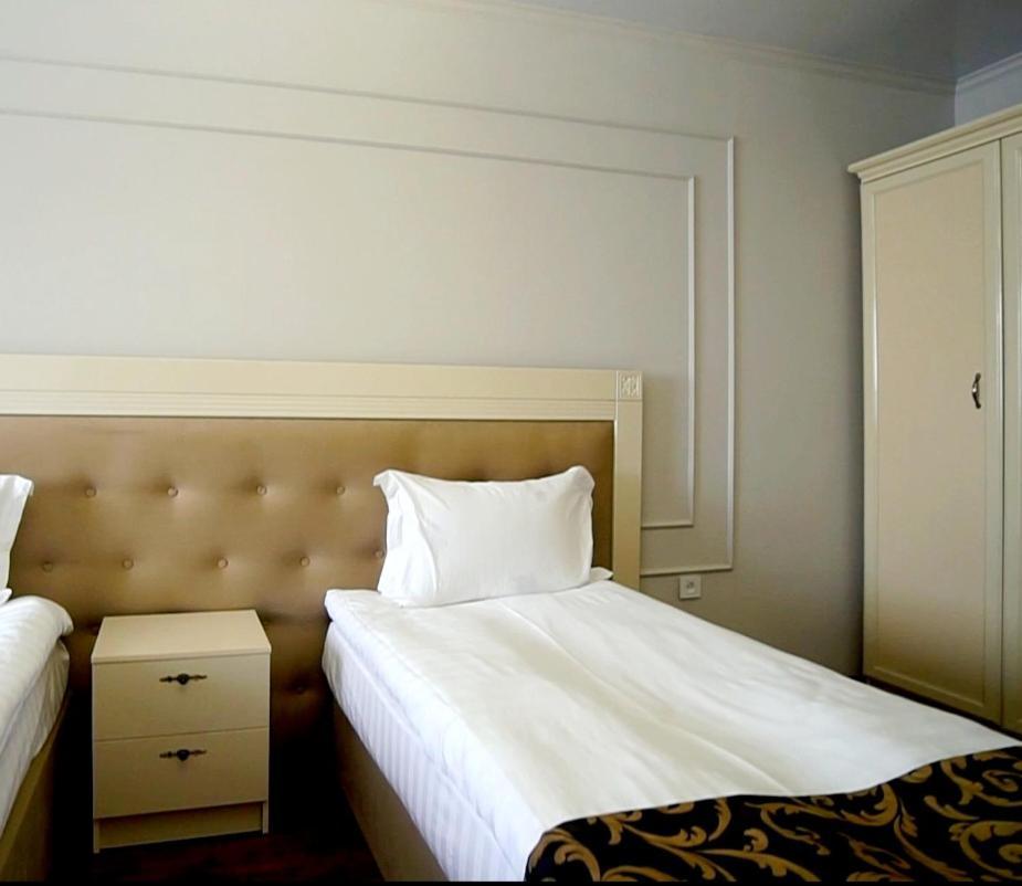 Lamiya Aparts Otel Almatı